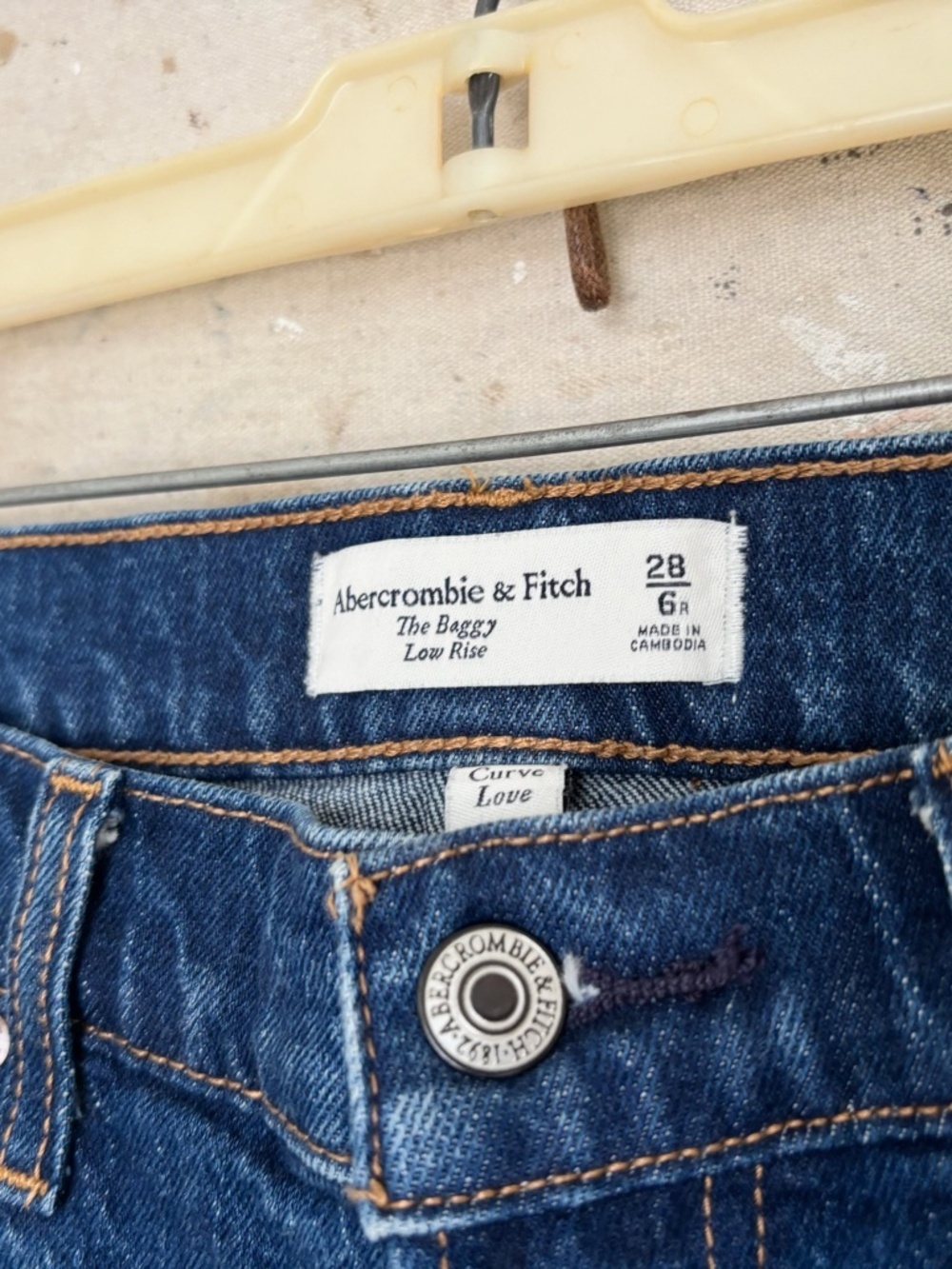 Abercrombie the Low Rise Baggy Jeans Curve Love - Picture 3 of 4